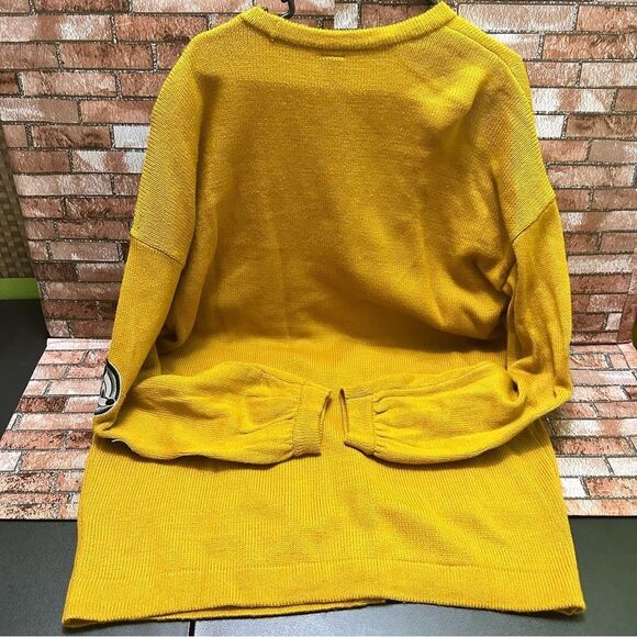Disney HER UNIVERSE Mickey Mouse Mustard cardigan 1X - Picture 2 of 9